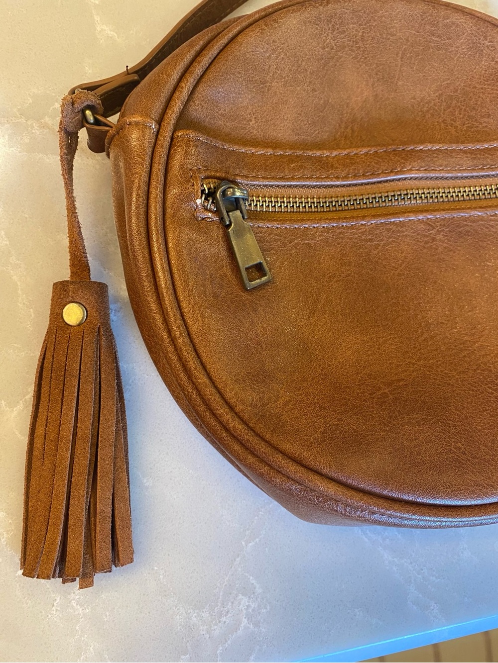 Antik Kraft Cognac Leather Crossbody Bag Card Holder Interior - Picture 3 of 4